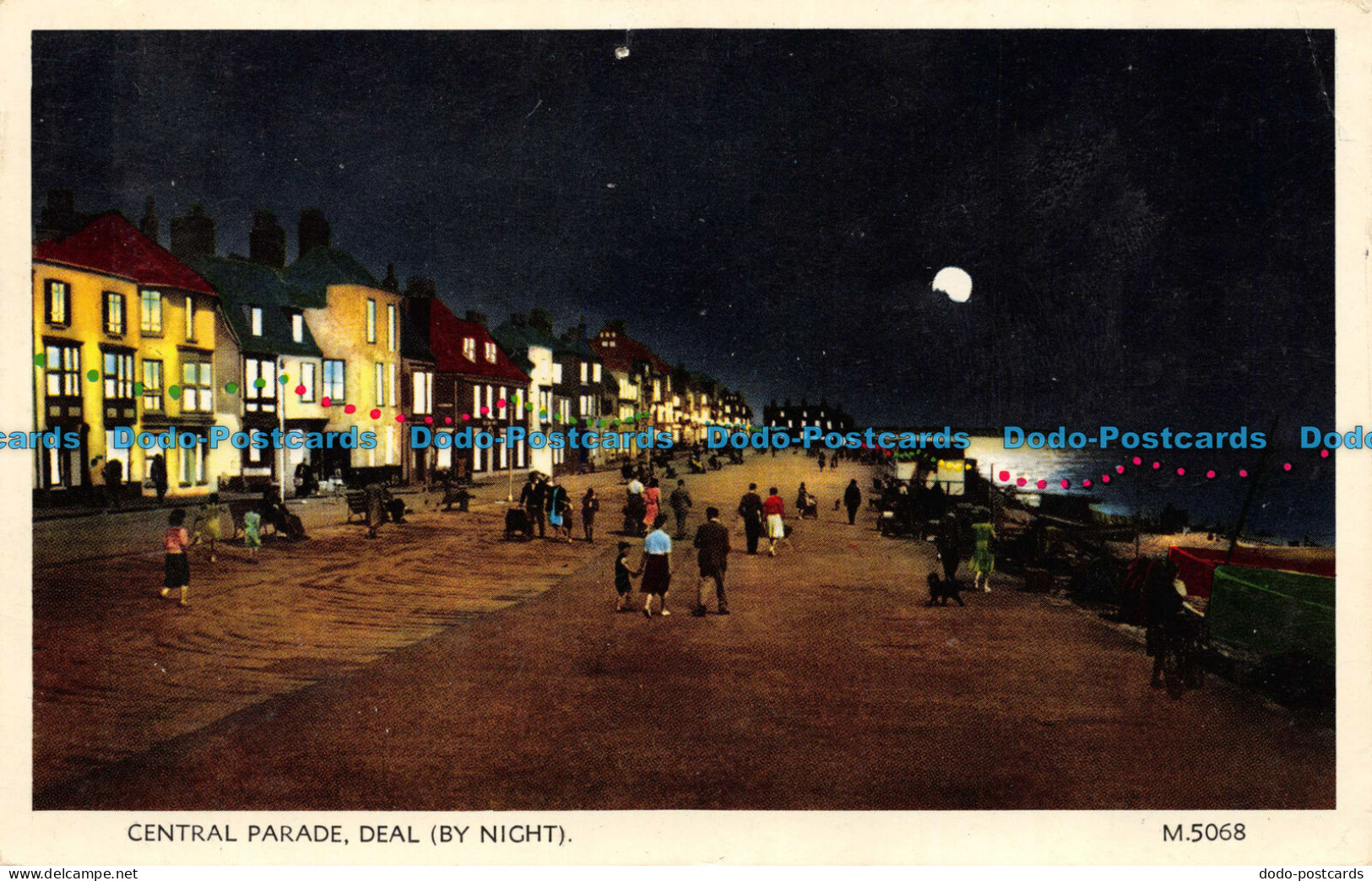 R070236 Central Parade Deal. By Night. Valentine. Valcolour. 1968 - Monde
