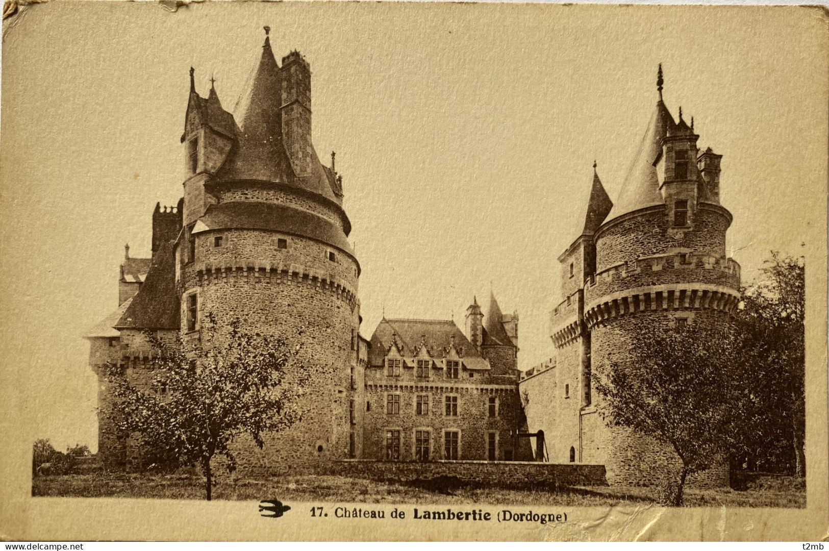 CPA (Dordogne). Château De Lambertie (n°17) - Autres & Non Classés