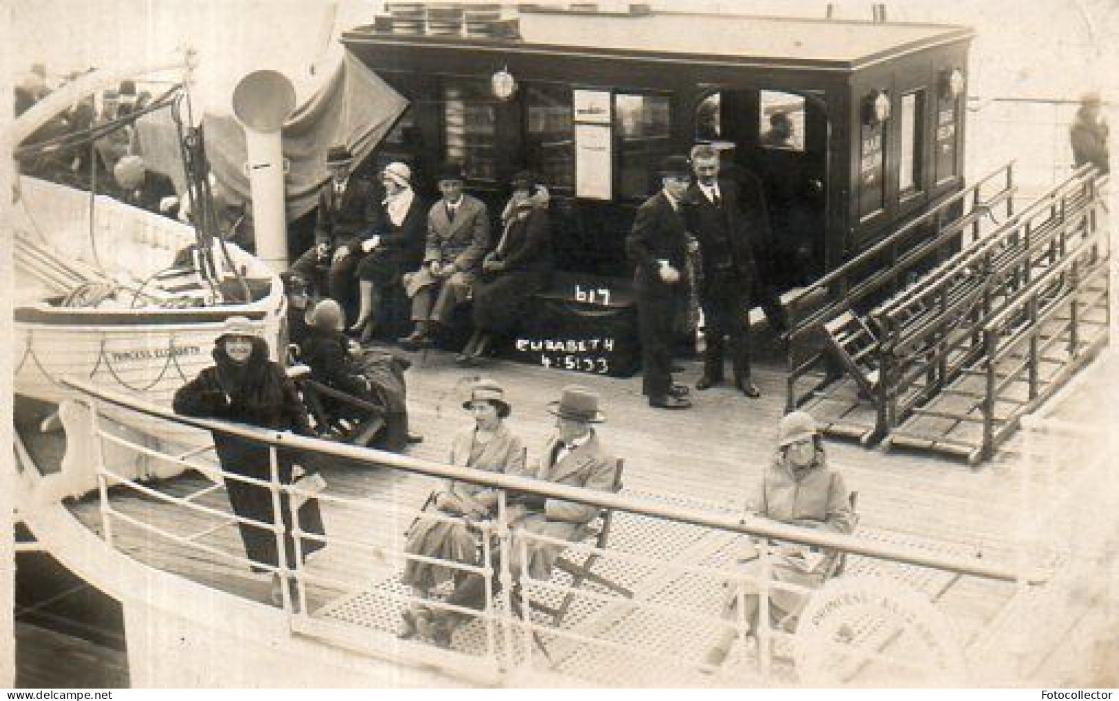 Grande Bretagne : Grandma Rothe Sur Le Princess Elizabeth Le 4 Mai 1933 - Boats