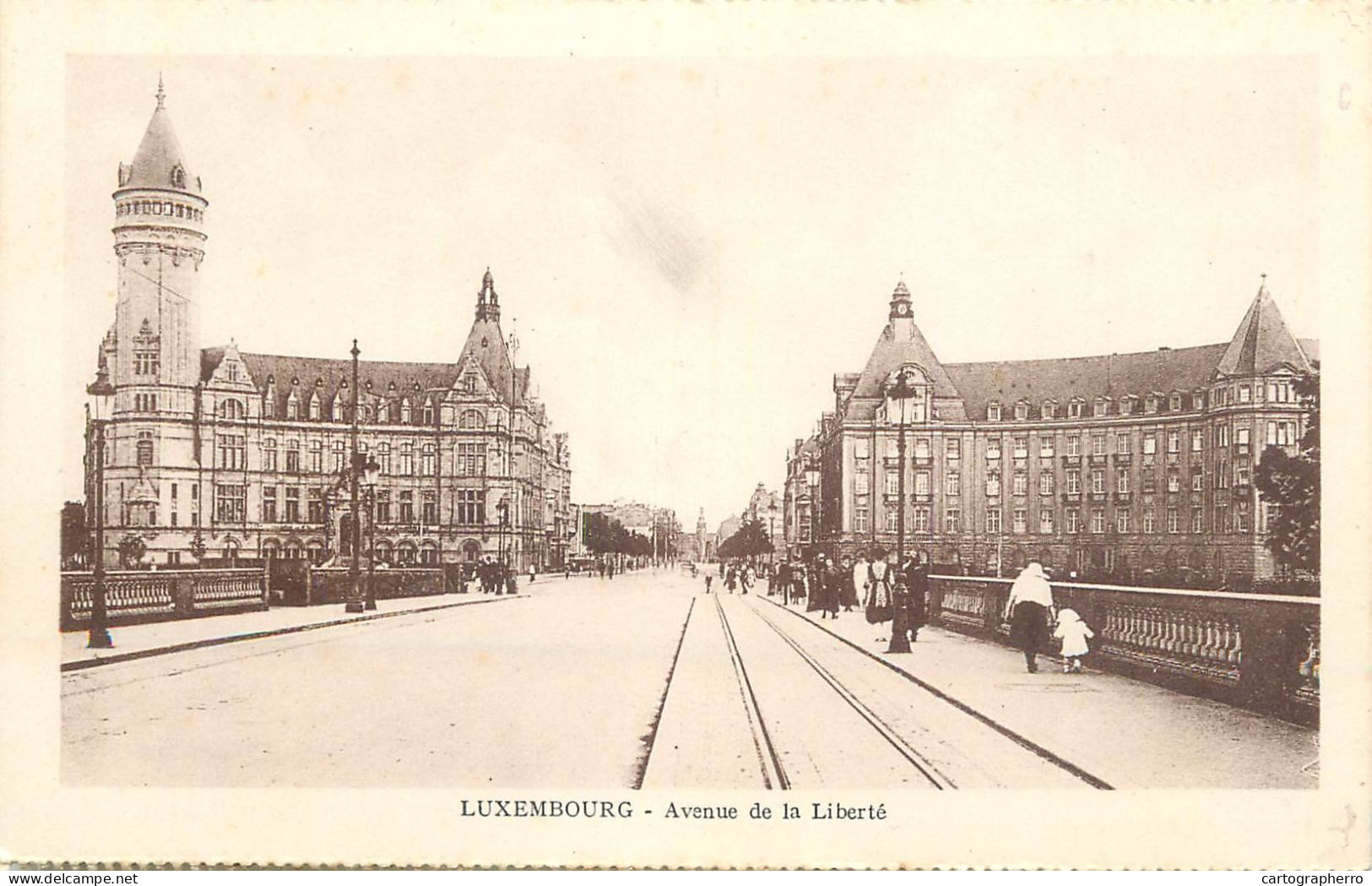 Postcard Luxembourg Freedom Avenue - Other & Unclassified