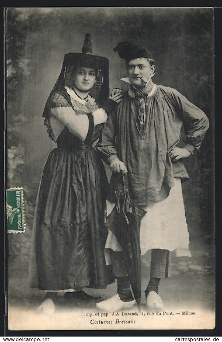 CPA Costumes Bressans, Coiffure Ancienne, Auvergne  - Unclassified