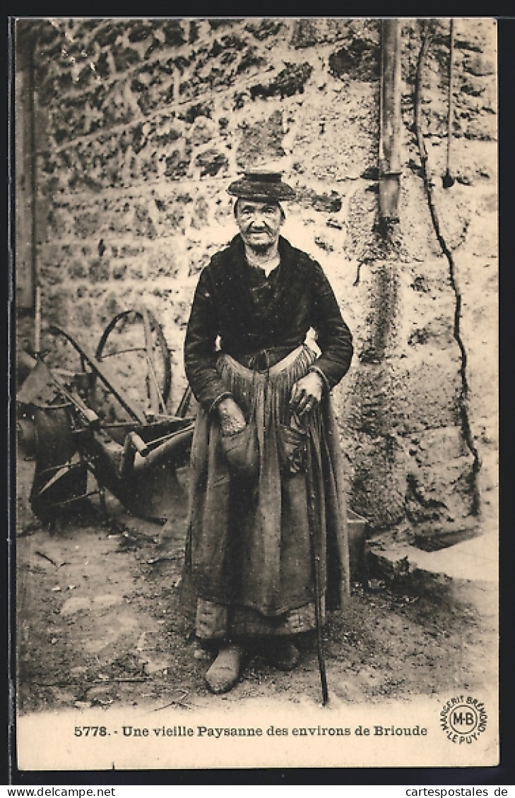 CPA Une Vieille Paysanne Des Environs De Brioude, Auvergne  - Ohne Zuordnung