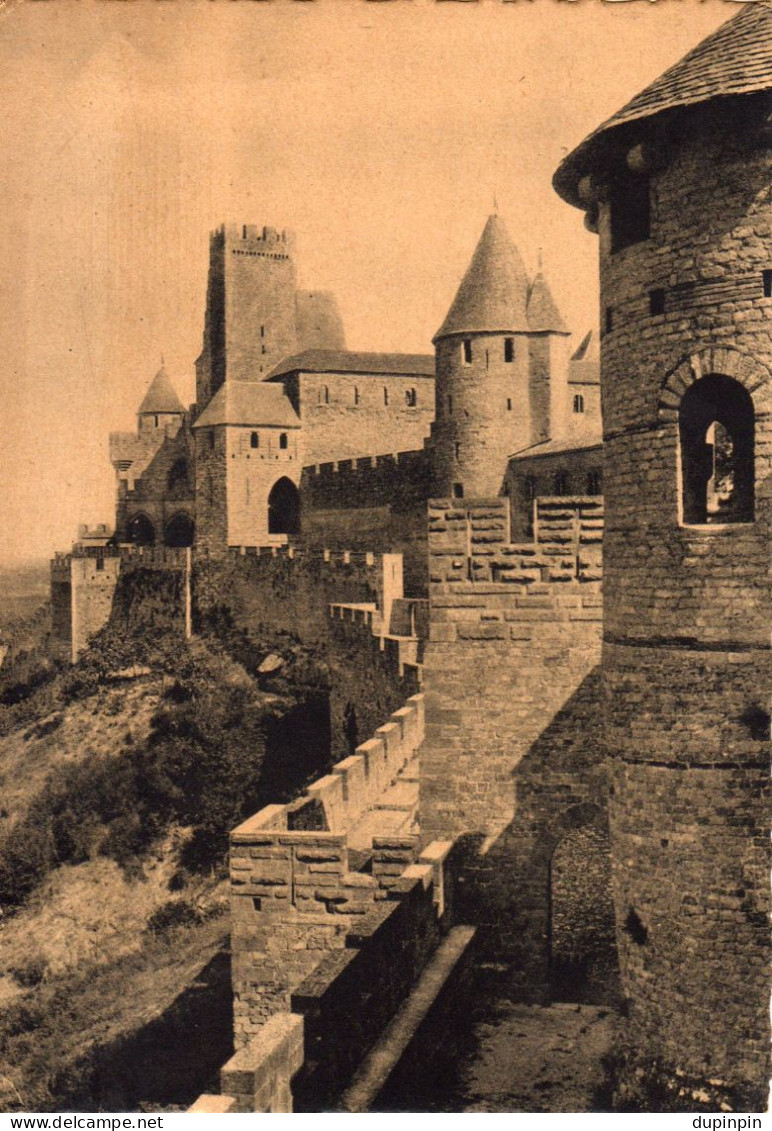 Cité De Carcassonne - Tour De Justice - Défenses Du Château - Carcassonne