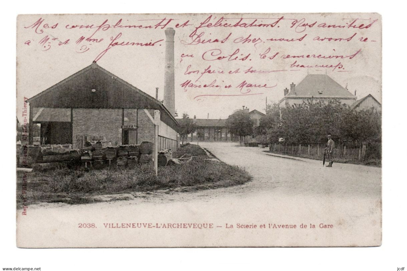 89 VILLENEUVE L'ARCHEVEQUE La Scierie Et L'Avenue De La Gare N° 2038 - 1903 - Stock De Planches - Villeneuve-l'Archevêque