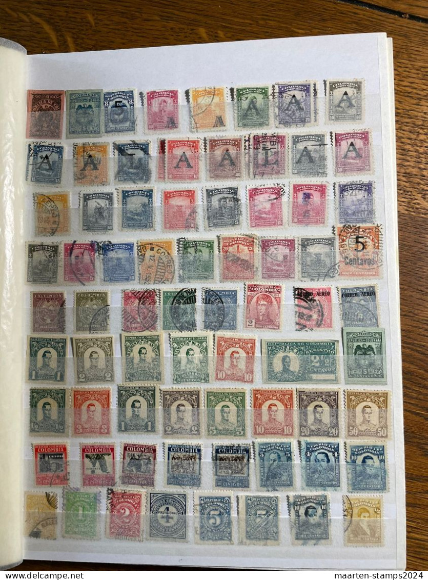 Collection Columbia, Mostly O, At Least 600 Different Stamps - Colombia