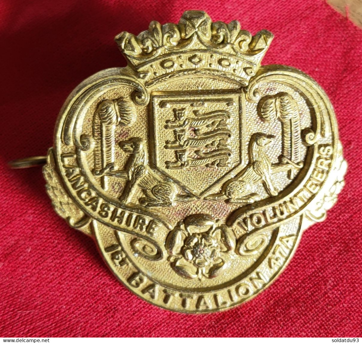 Insigne De Casquette Britannique De La Première Guerre Mondiale - Le 1er Bataillon De Volontaires Du Lancashire. - 1914-18