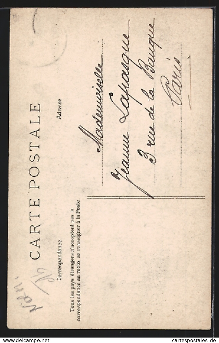 CPA Normandie, La C. P. A., Dentellière Avec L`ancienne Bonnette  - Unclassified