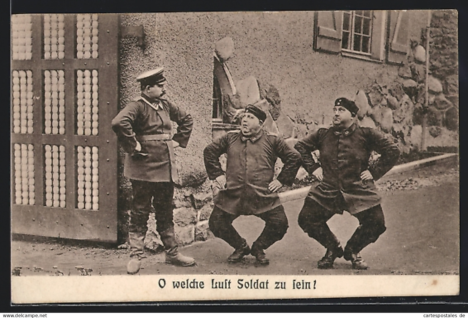 AK Soldaten Machen Kniebeugen Vor Offizier  - War 1914-18