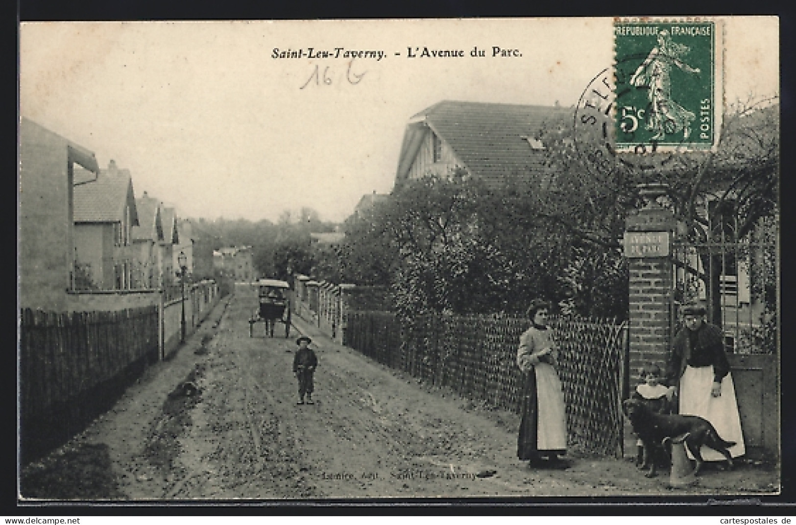 CPA Saint-Leu-Taverny, L`Avenue Du Parc  - Taverny