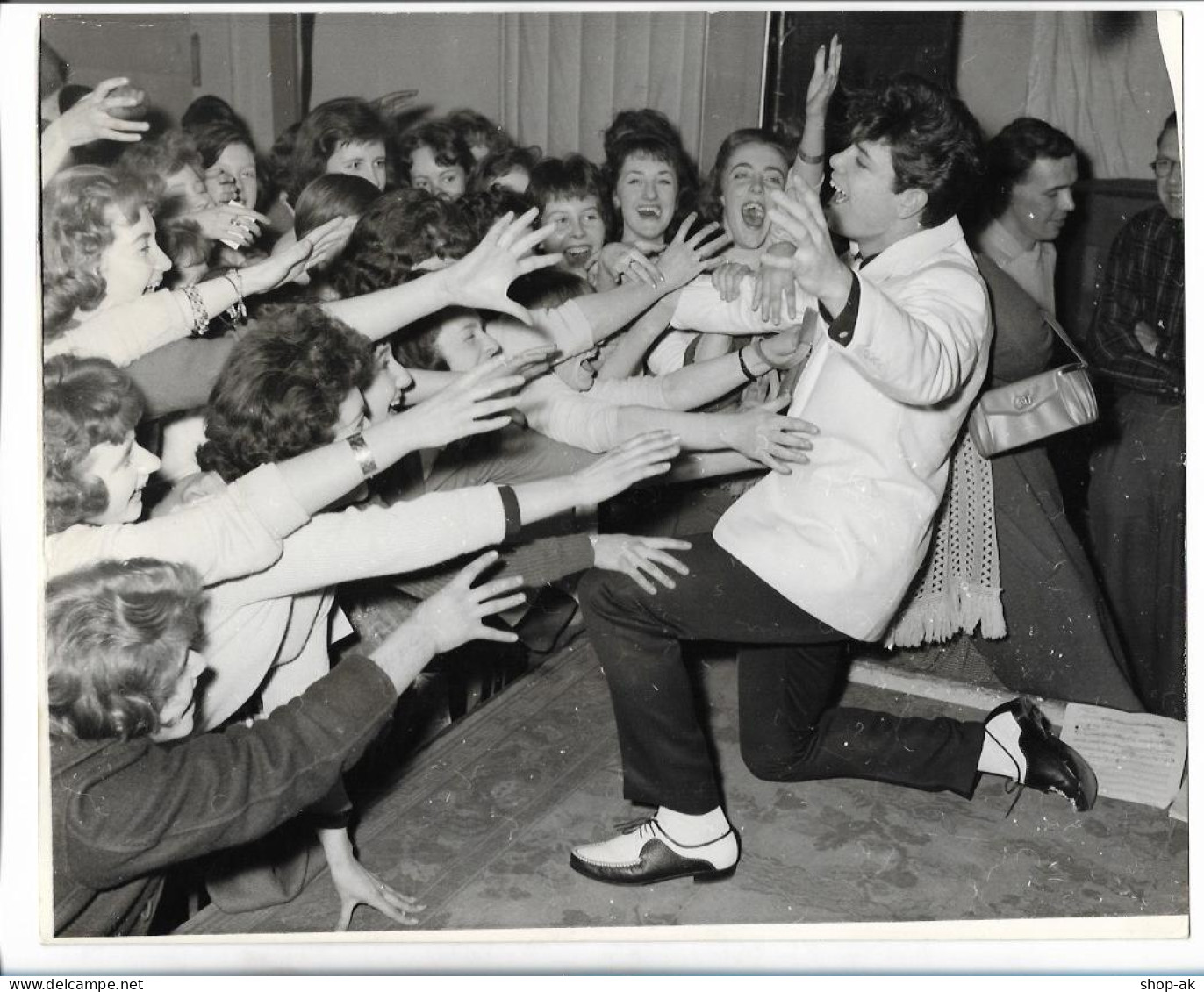 C6386/ Cliff Richard In London Pressefoto Foto 25,5, X 20,5 Cm 1959 - Other & Unclassified