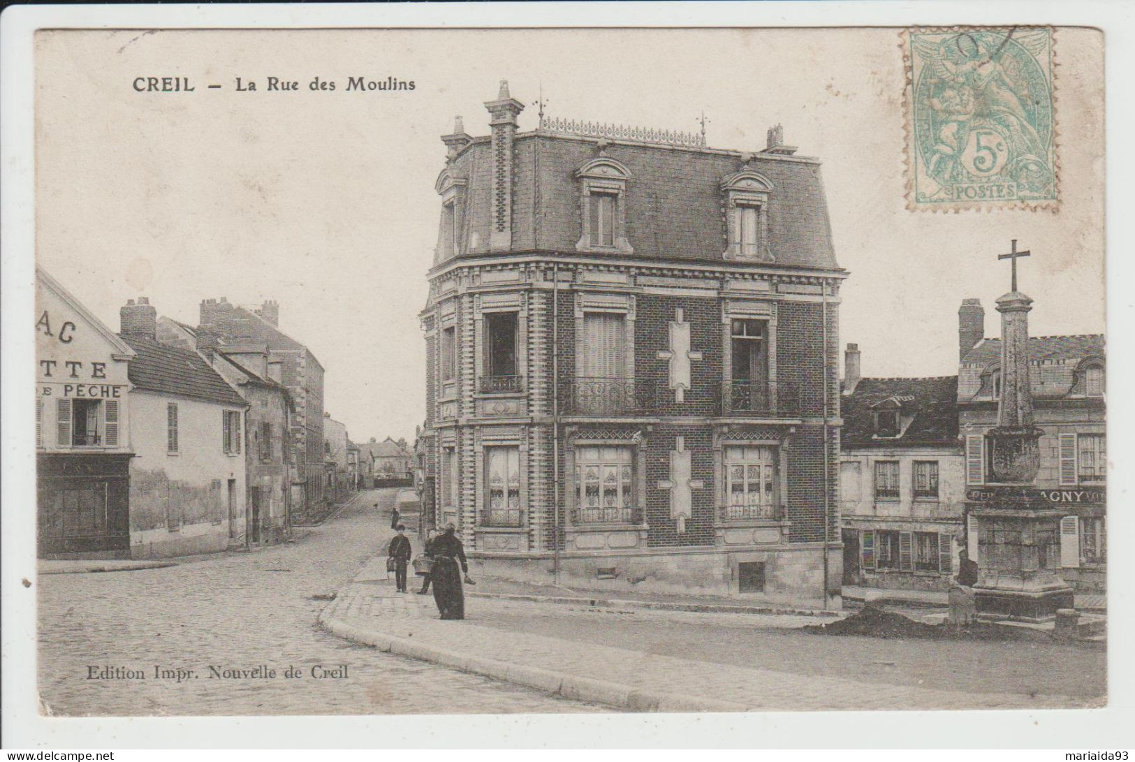 CREIL - OISE - LA RUE DES MOULINS - Creil