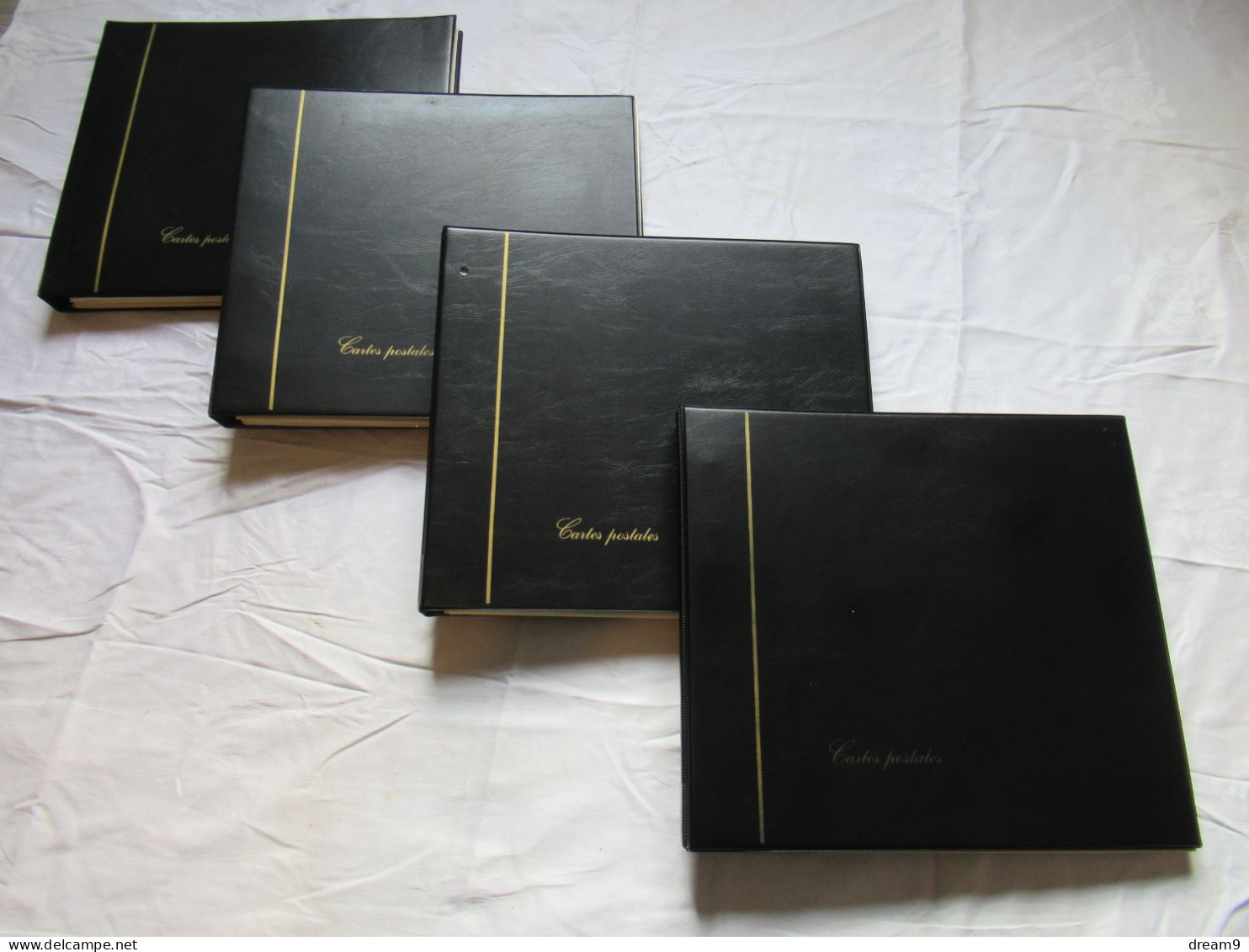 Lot De 4 Albums Vides Avec 115 Feuilles Intercalaires En Plastique - TTB - Albums, Binders & Pages