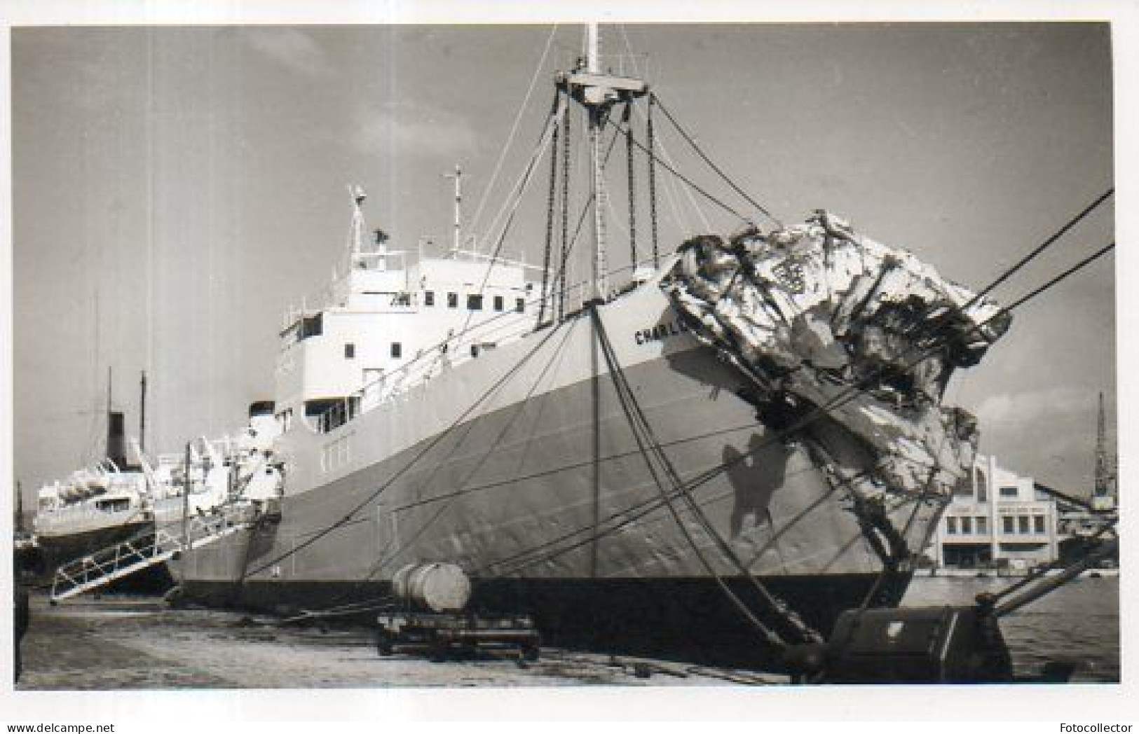 Guerre 39 45 : Cargo Charles Le Borgne Après Son Abordage Avec Le Cargo Aquila Le 1 Avril 1943 - Boats