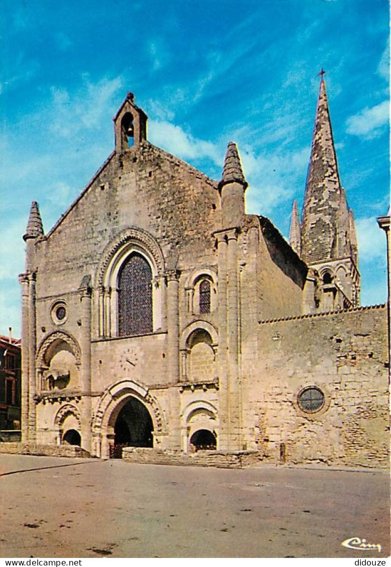 79 - Airvault - Façade De L'église St-Pierre - Carte Neuve - CPM - Voir Scans Recto-Verso - Airvault