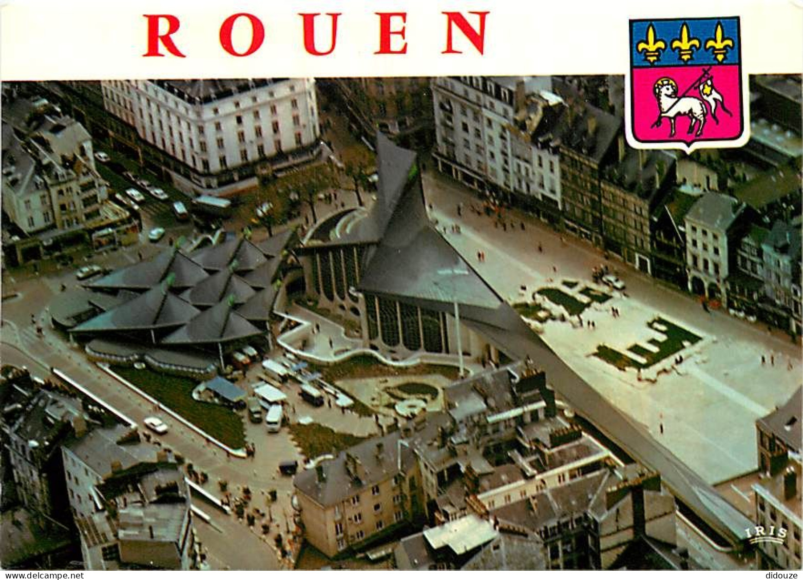 76 - Rouen - En Avion Sur La Place Du Vieux Marché Et L'Eglise Sainte-Jeanne-d'Arc - Vue Aérienne - Blasons - Carte Neuv - Rouen