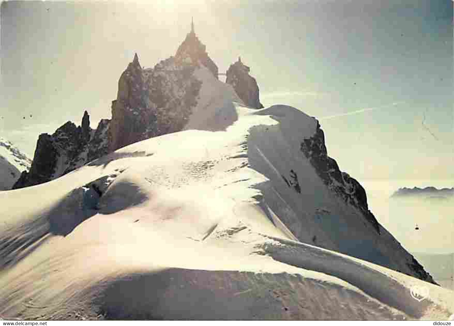 74 - Chamonix - Mont-Blanc - Contre-jour Sur Les Trois Pointes De L'Aiguille Du Midi - CPM - Voir Scans Recto-Verso - Chamonix-Mont-Blanc