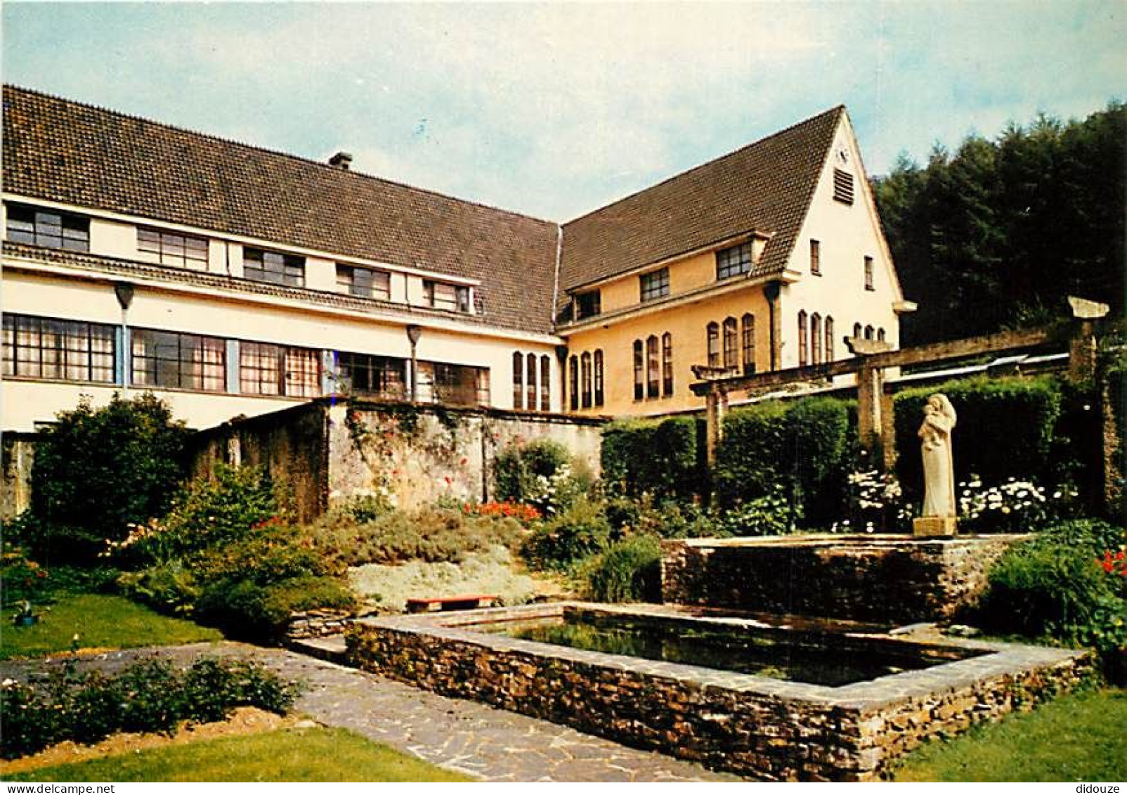 Belgique - Bouillon Sur Semois - Abbaye Cistercienne Notre Dame De Clairefontaine - Coté Sud De La Maison De Retraites - - Bouillon