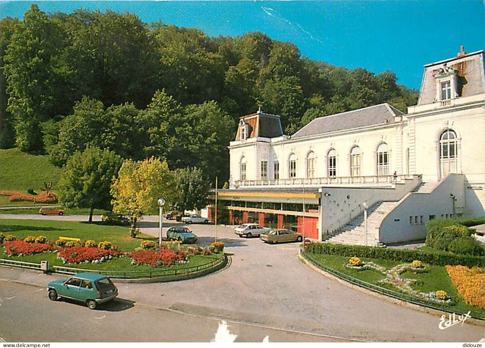 65 - Bagnères De Bigorre - Le Casino - Automobiles - CPM - Voir Scans Recto-Verso - Bagneres De Bigorre