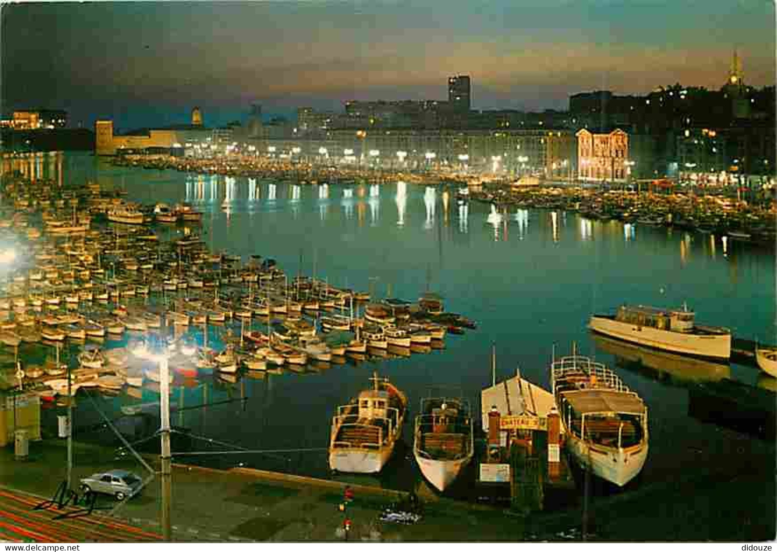 13 - Marseille - Le Vieux Port - Bateaux - Automobiles - Vue De Nuit - CPM - Voir Scans Recto-Verso - Alter Hafen (Vieux Port), Saint-Victor, Le Panier