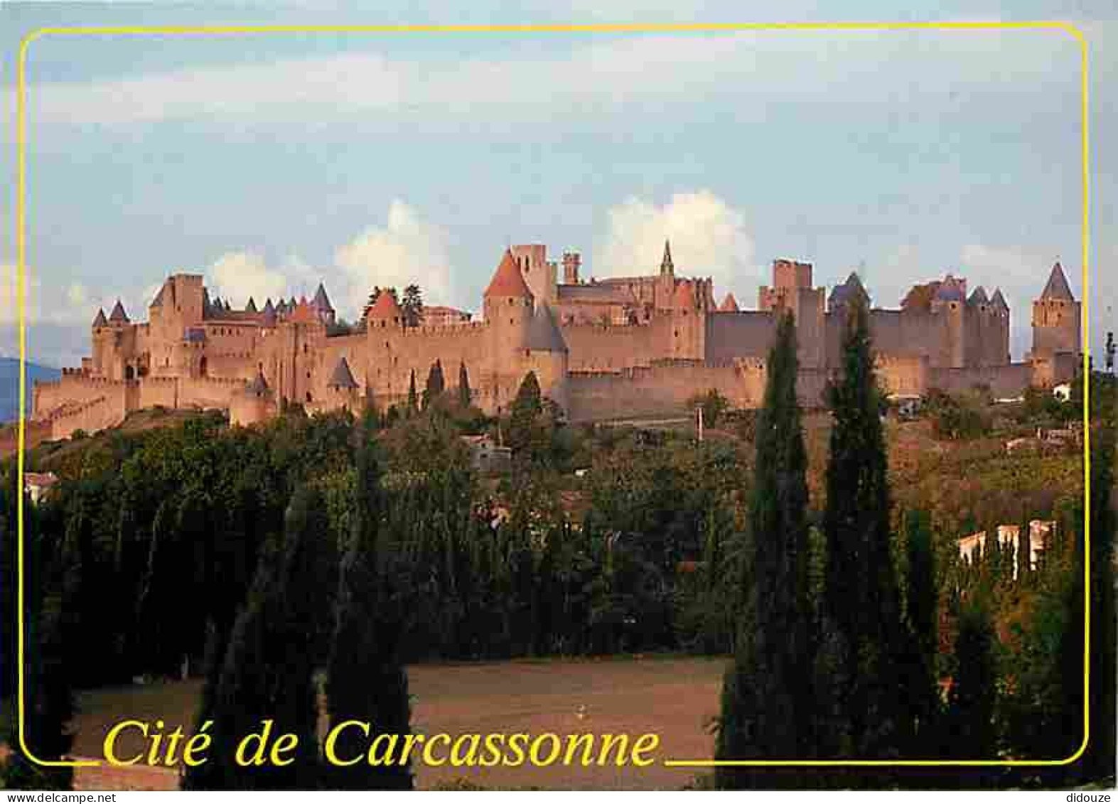 11 - Carcassonne - La Cité Médiévale - Vue Générale - Flamme Postale De Carcassonne - CPM - Voir Scans Recto-Verso - Carcassonne