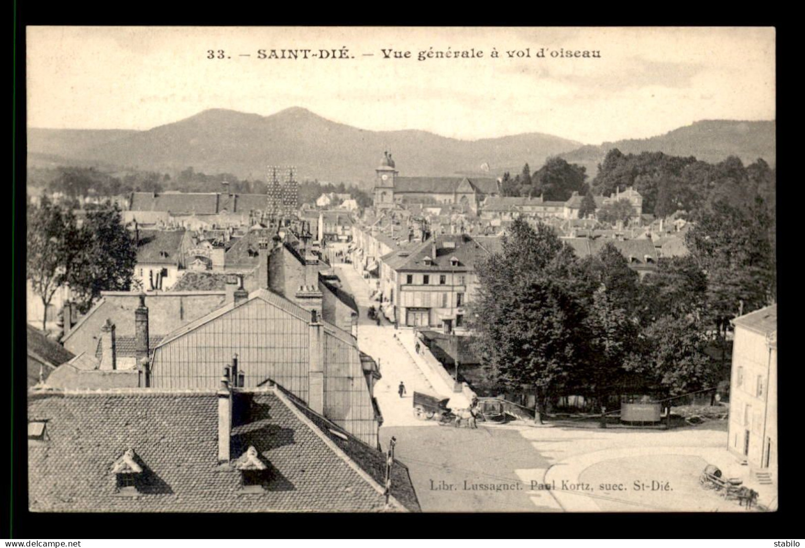 88 - ST-DIE - VUE GENERALE A VOL D'OISEAU - Saint Die