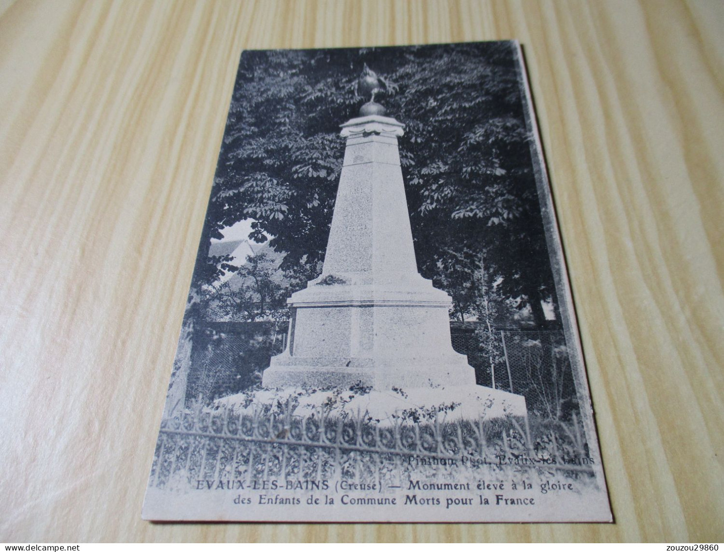 CPA Evaux-les-Bains (23).Monument élevé à La Gloire Des Enfants De La Commune Morts Pour La France. - Evaux Les Bains