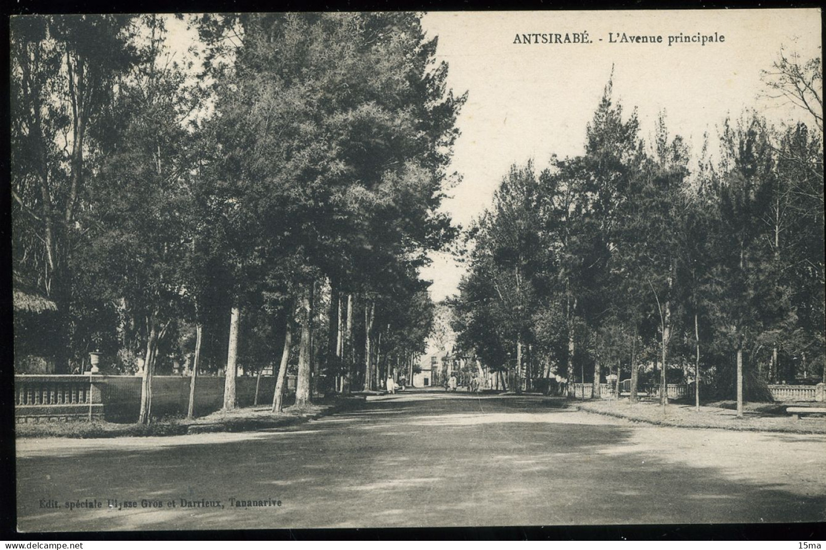 Antsirabé L'Avenue Principale Ulysse Gros Et Darrieux - Madagascar