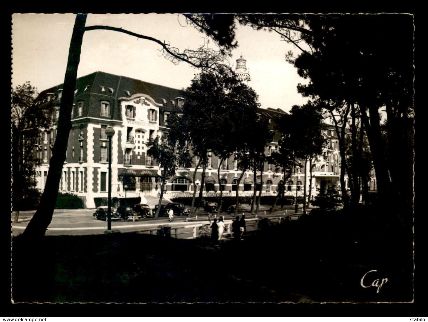 AUTOMOBILES - LE TOUQUET, L'HOTEL WESTMINSTER - Voitures De Tourisme