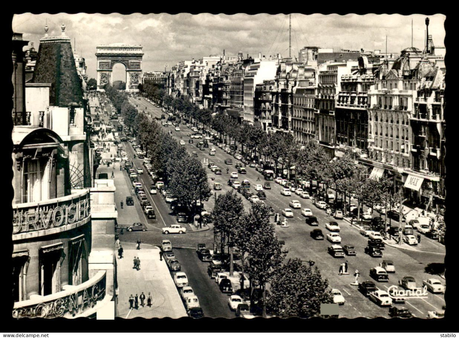 AUTOMOBILES - PARIS, AVENUE DES CHAMPS ELYSEES - Voitures De Tourisme