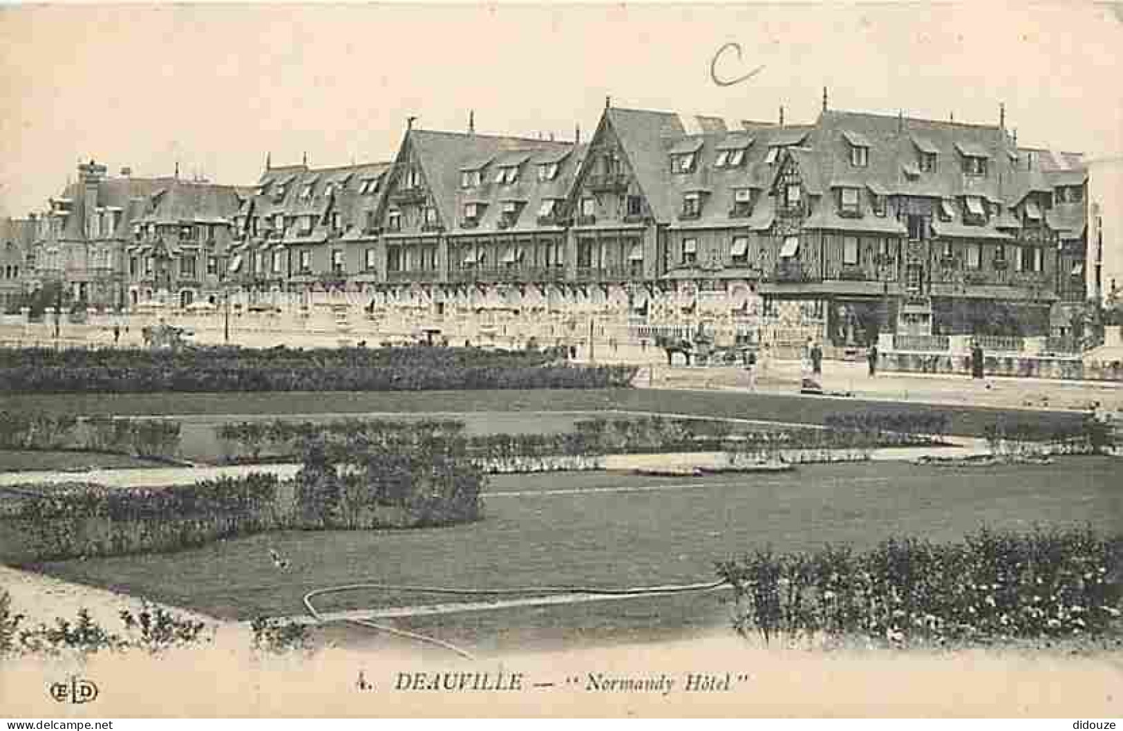 14 - Deauville - Normandy Hotel - Animée - Carte Neuve - CPA - Voir Scans Recto-Verso - Deauville