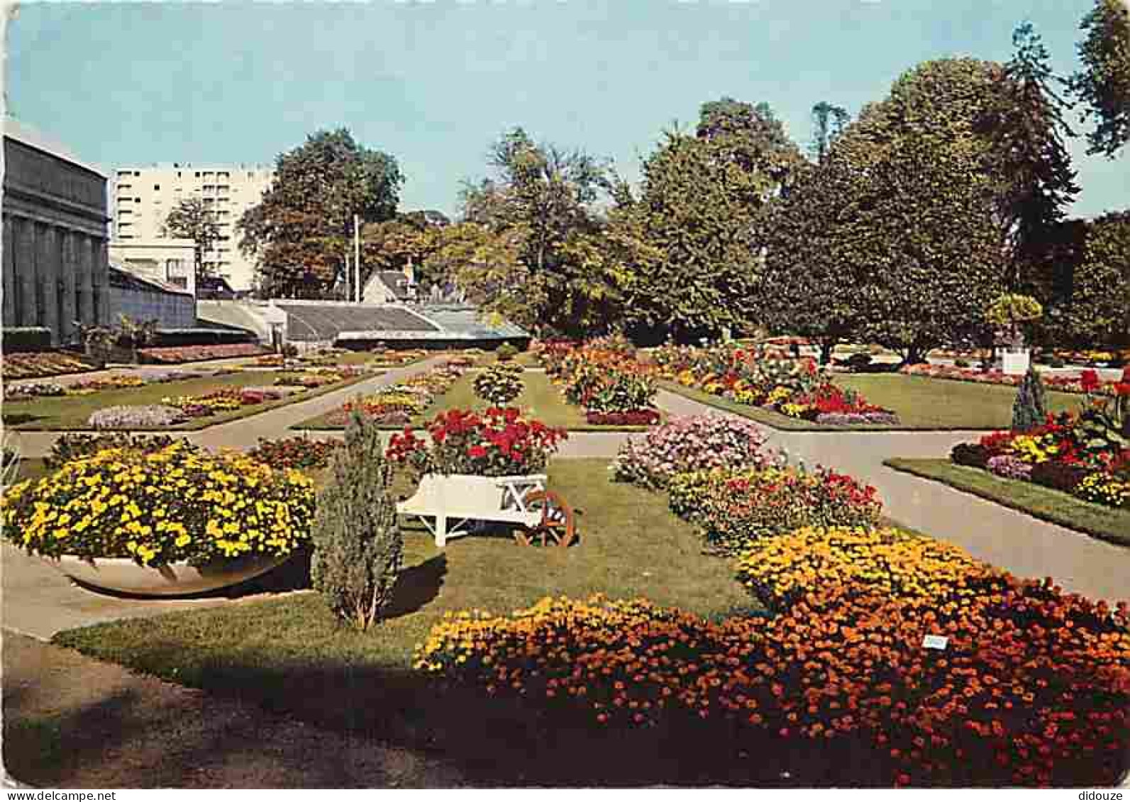 45 - Orléans - Le Jardin Des Plantes - Fleurs - CPM - Voir Scans Recto-Verso - Orleans