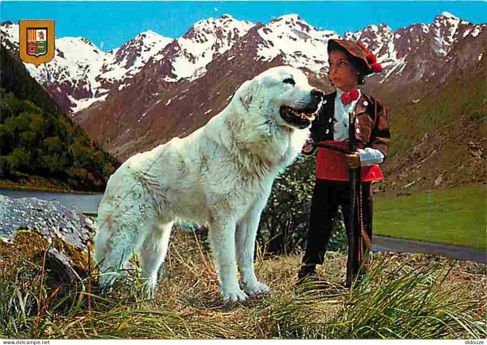 Animaux - Chiens - Chien Des Pyrénées - Blasons - Folklore - Montagne - Enfants - CPM - Voir Scans Recto-Verso - Dogs