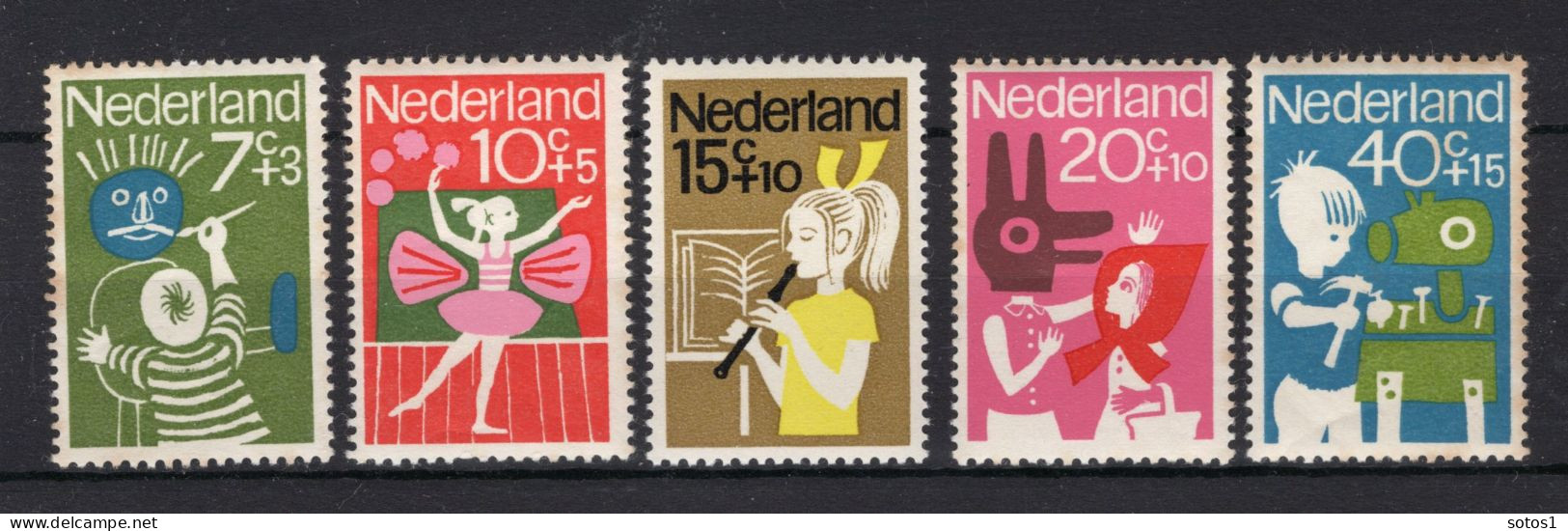 NEDERLAND 830/834 MNH 1964 - Kinderzegels, Vrije Tijd - Neufs