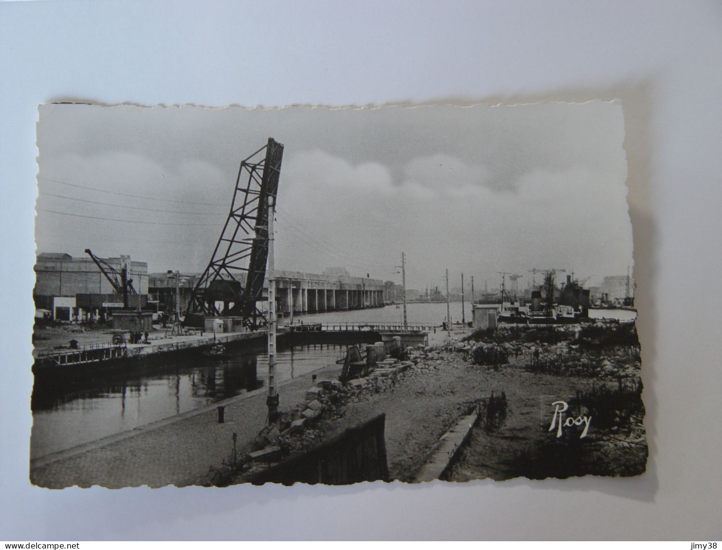 LOIRE ATLANTIQUE-8-SAINT NAZAIRE-VUE DU BASSIN-LA BASE SOUS MARINE ED F  CHAPEAU - Saint Nazaire