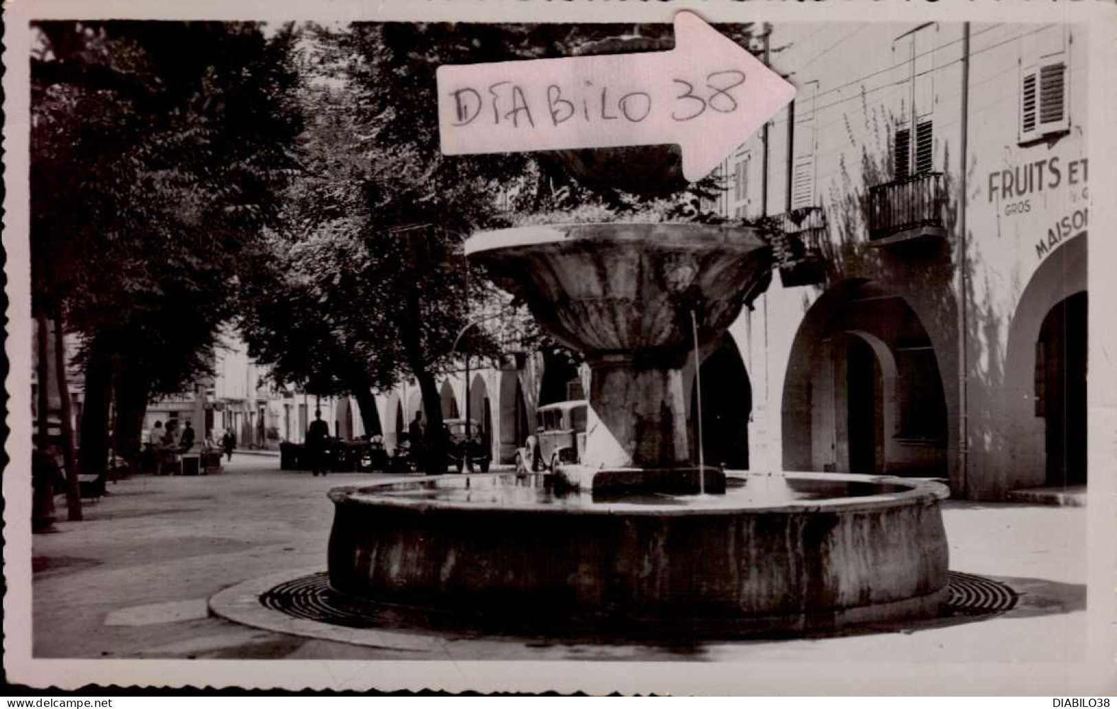 GRASSE  ( ALPES MARITIMES )  LA PLACE AUX AIRES - Roquebrune-Cap-Martin