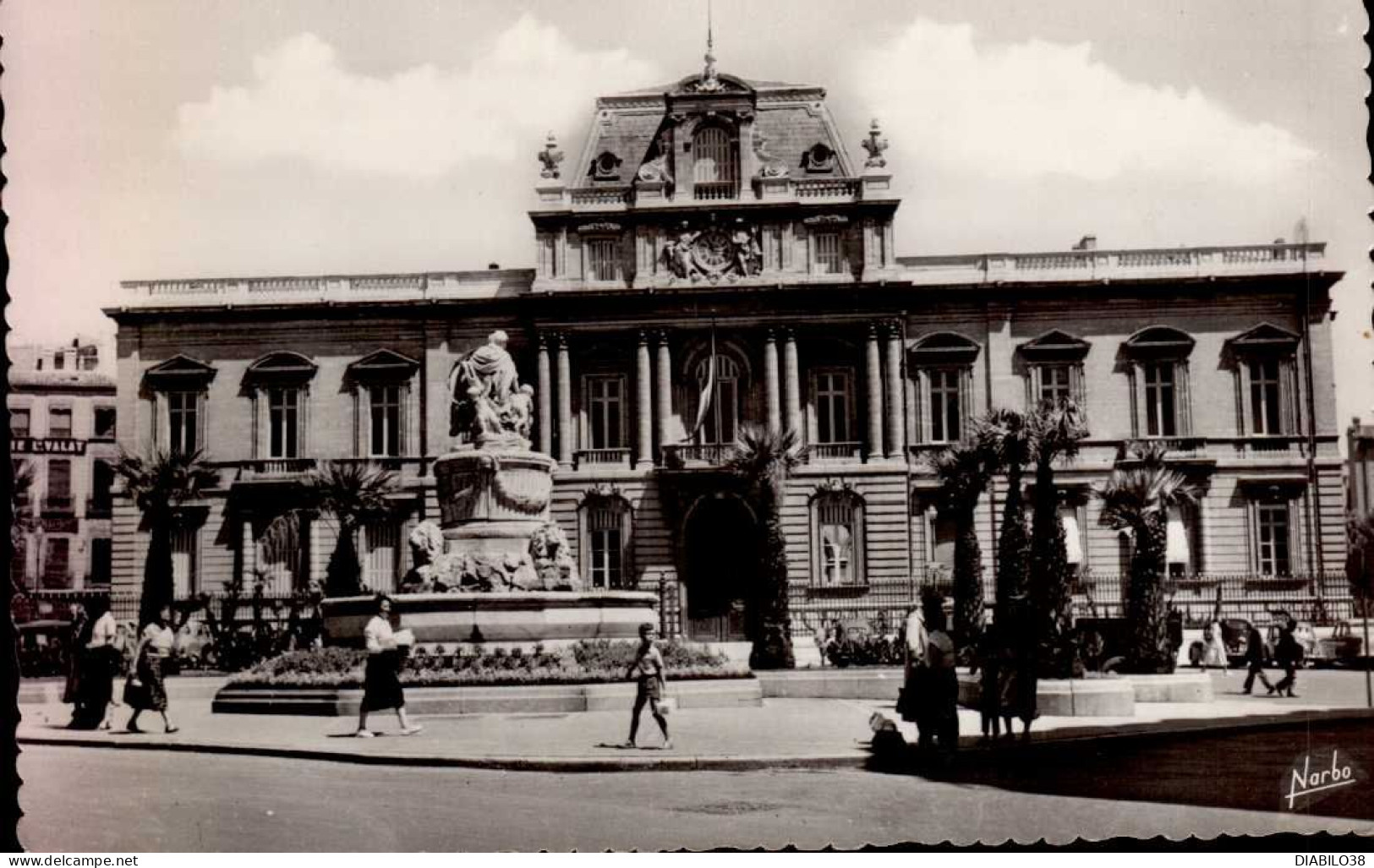 MONTPELLIER     ( HERAULT )   LA PREFECTURE - Montpellier