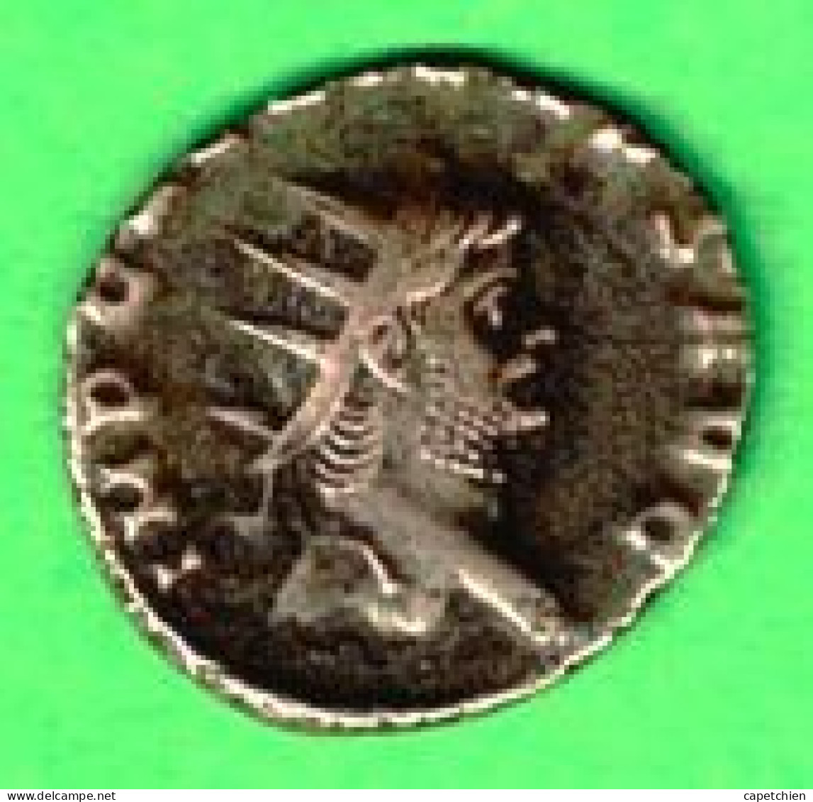 PETIT BRONZE ROMAIN  / 2.74 G Et 18 Mm - The Military Crisis (235 AD To 284 AD)