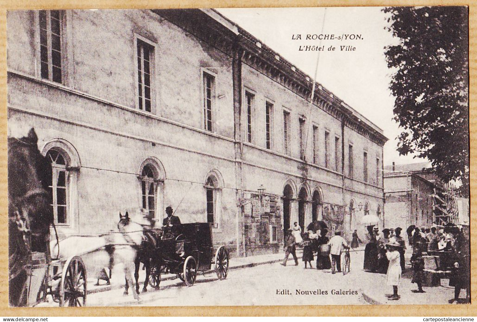 30568 / LA ROCHE Sur YON 85-Vendée L' Hôtel De Ville 1916 De Evangéliste BLAY Edition Nouvelles Galeries - La Roche Sur Yon