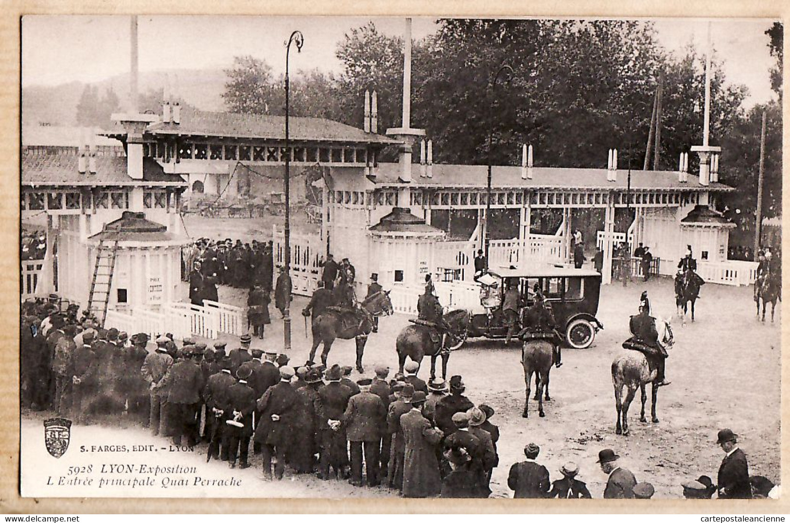30762 / ⭐ ◉ Peu Commun Edition FARGES 5928- LYON Rhone Exposition Internationale 1914 Quai PERRACHE Entrée Principale - Lyon 1