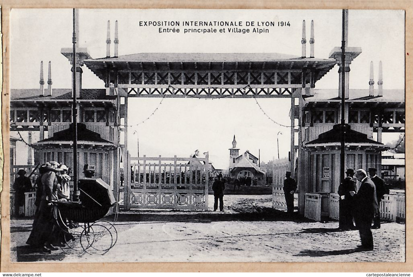 30764 / ⭐ ◉ LYON Rhone Exposition Internationale 1914 Landau Entrée Principale Et Village ALPIN  - Lyon 1