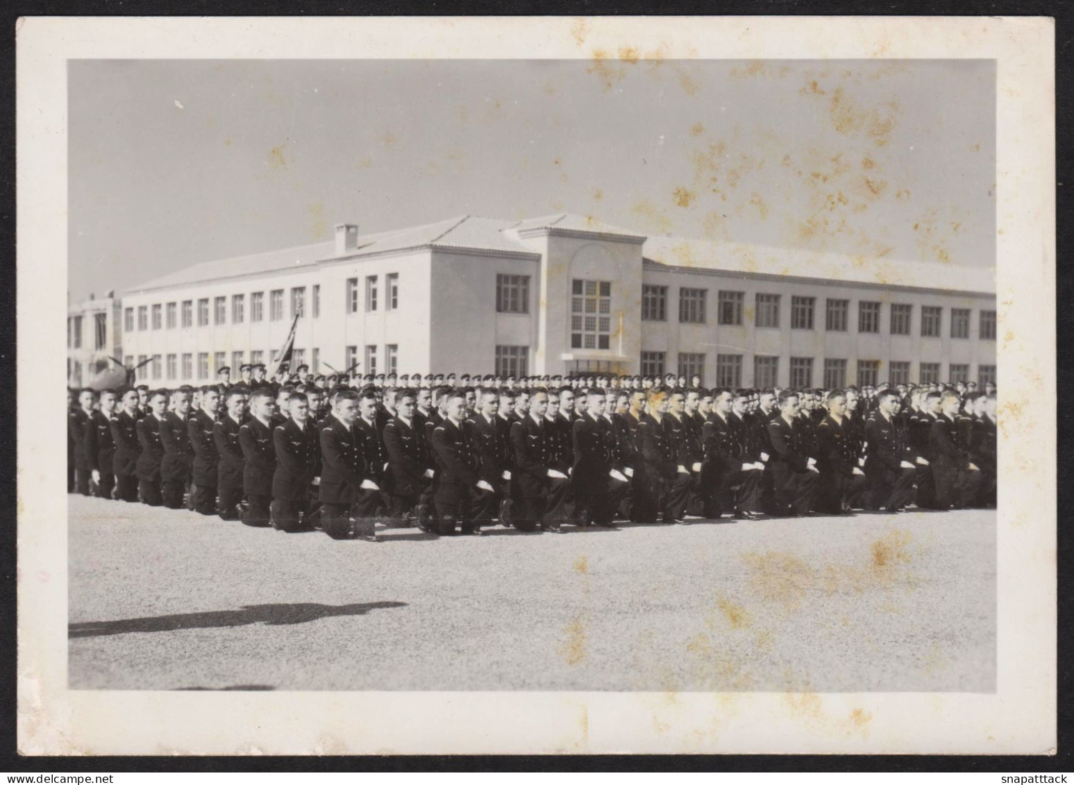 Photo De L'Ecole De L'Air Le 28 Février 1953 Salon De Provence école Militaire Aéronautique Armée De L'Air 10,5x14,6cm - War, Military