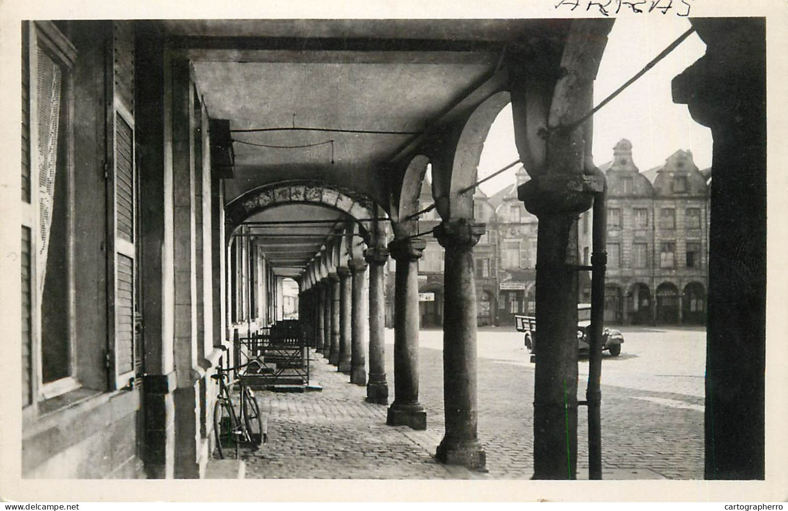 France Arras (Pas De Calais) Les Arcades De La Grande Place - Arras