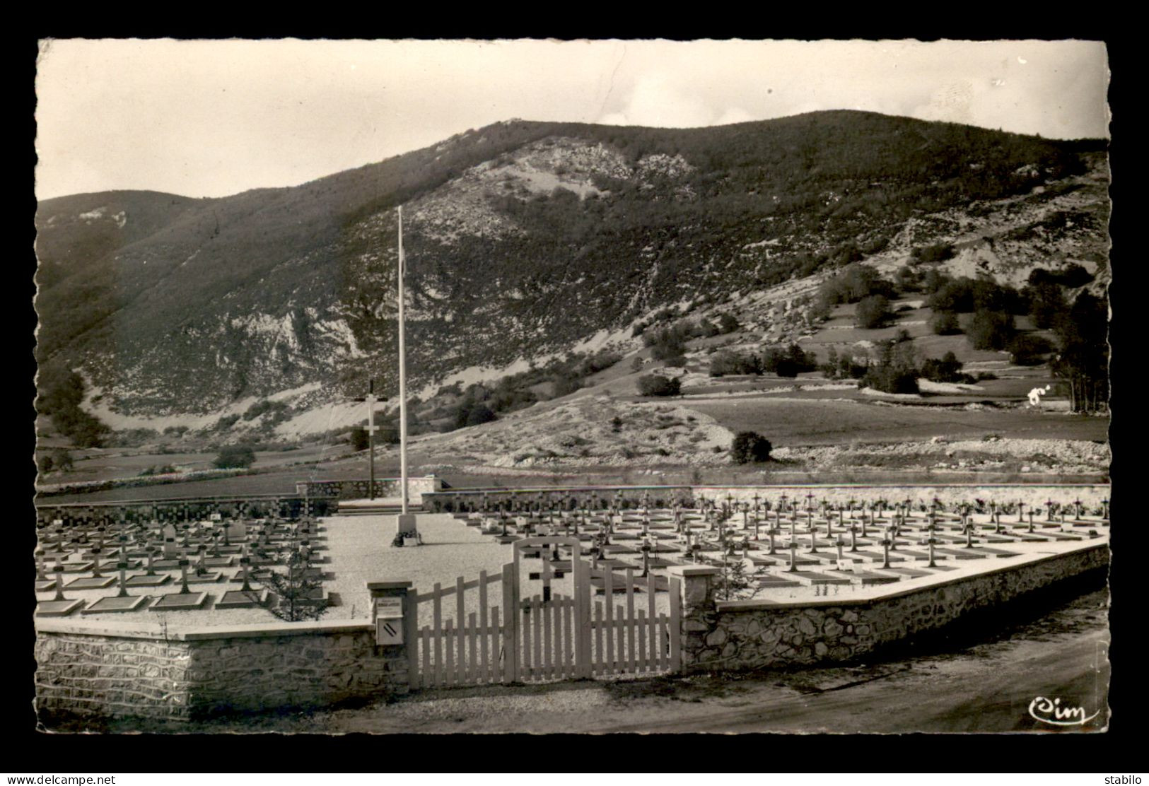 GUERRE 39/45 - VASSIEUX-EN-VERCORS (DROME) - CIMETIERE NATIONAL - Guerre 1939-45