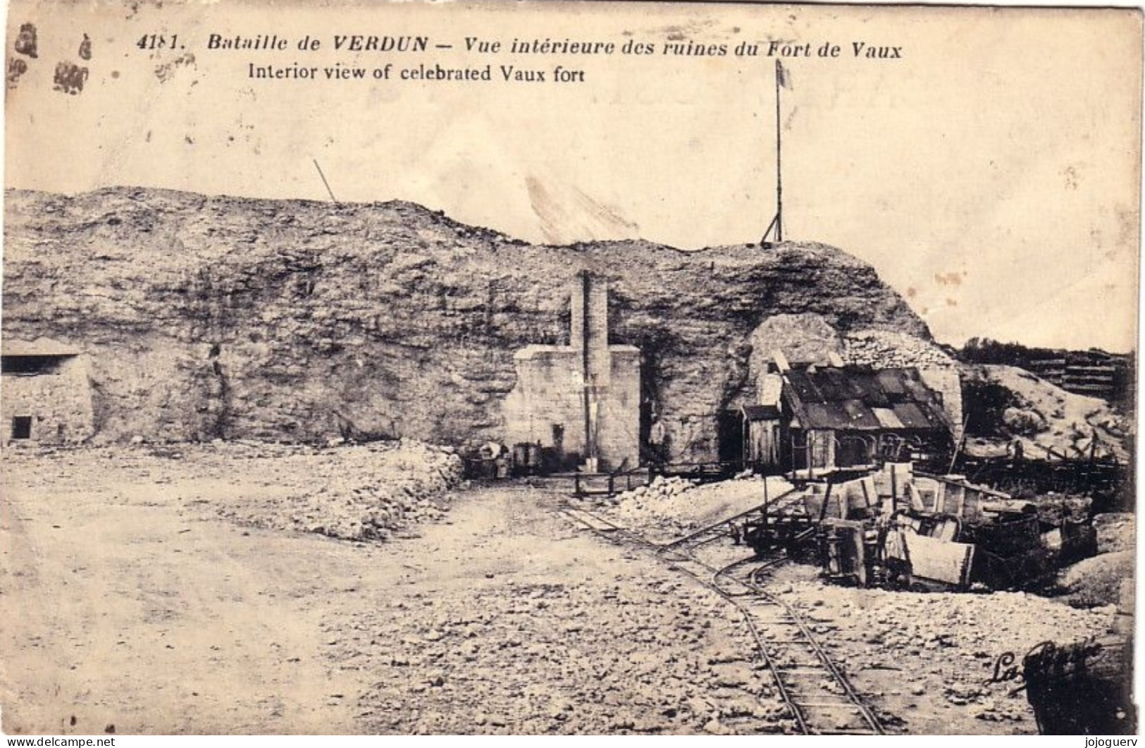 Verdun Vue Intérieure Des Ruines Du Fort De Vaux ( Guerre 1914 1918 , Timbrée En 1922 - Verdun