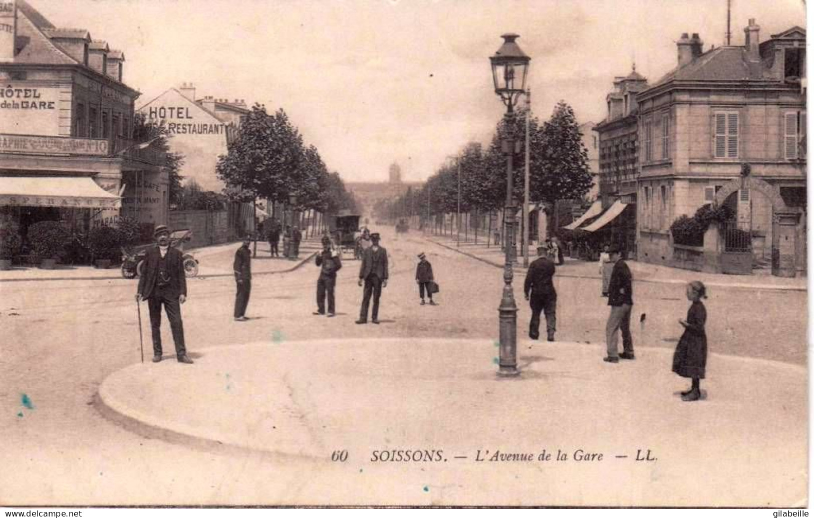 02 - Aisne -  SOISSONS - L Avenue De La Gare - Soissons