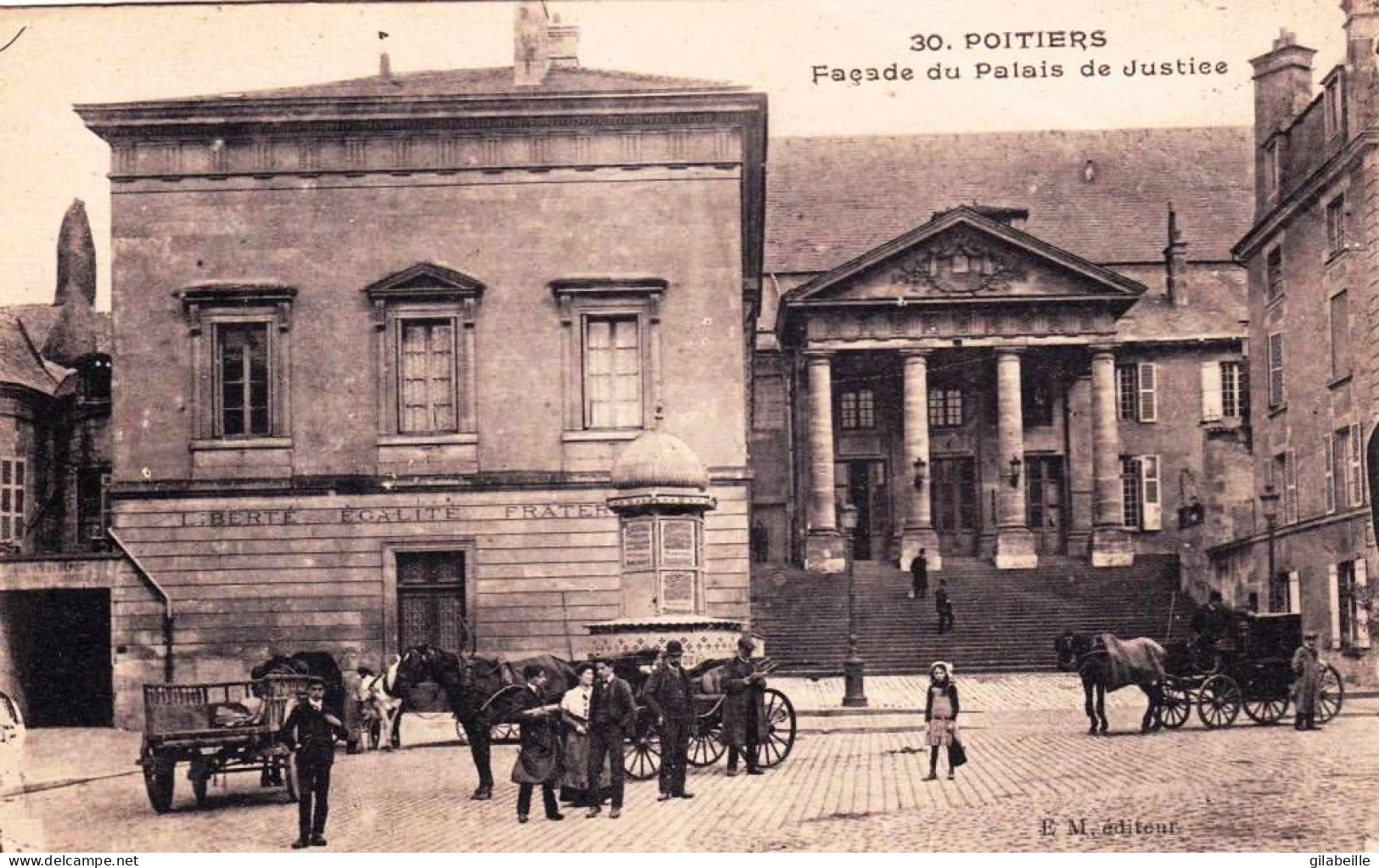 86 - Vienne - POITIERS -   Facade Du Palais De Justice - Poitiers