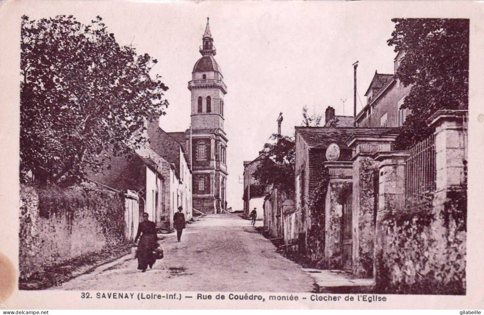 44 - Loire Atlantique -  SAVENAY -  Rue De Couedro - Montée - Clocher De L Eglise - Savenay