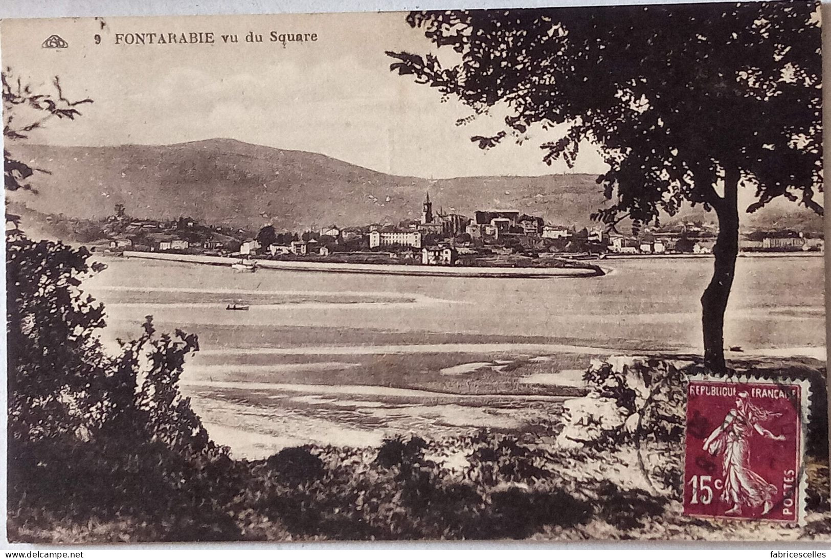 CPA  Circulée 1930 , Hendaye-Fontarabie (Pyrénées Atlantiques) - Vue Du Square.  (103) - Hendaye