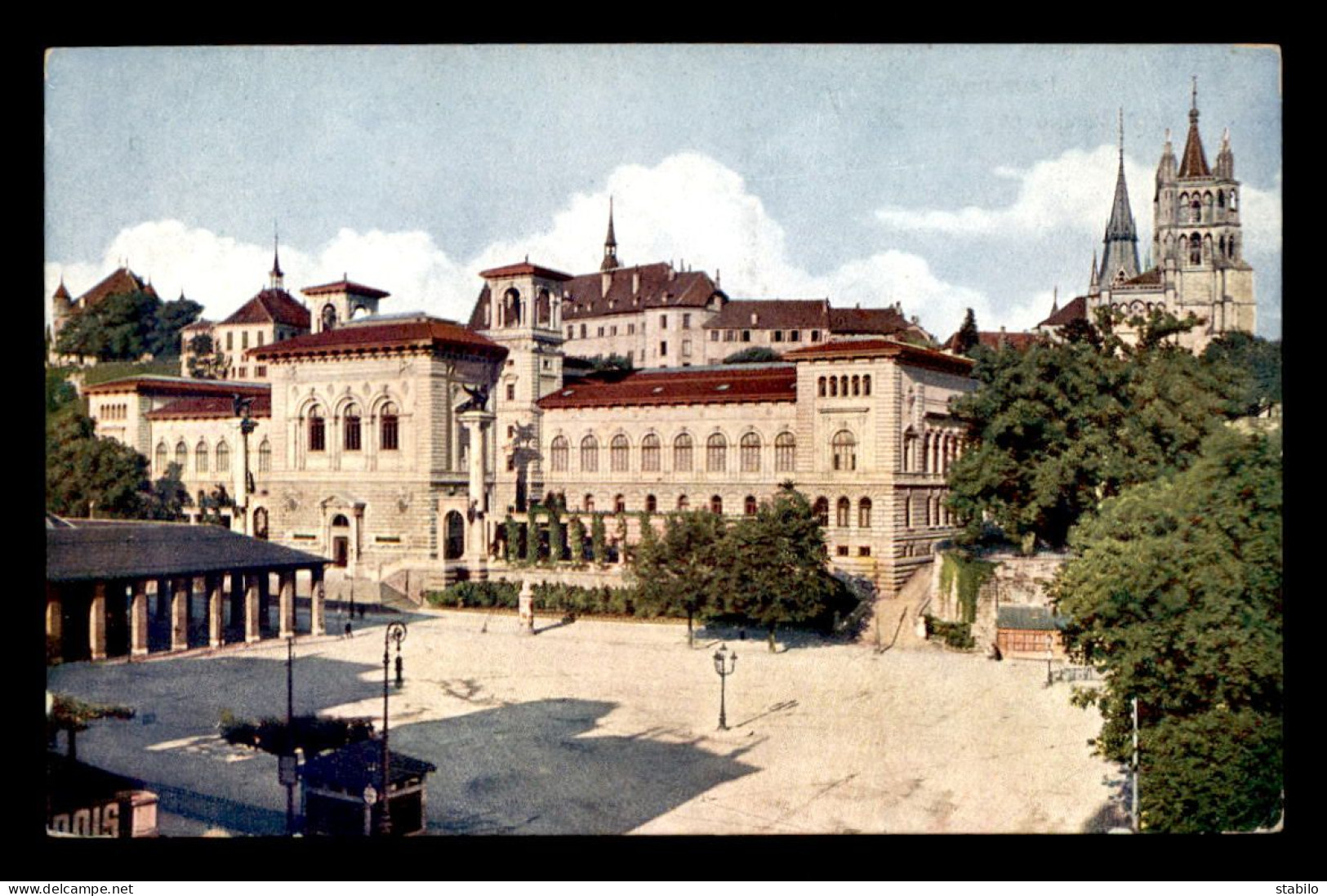 SUISSE - LAUSANNE - L'UNIVERSITE ET LA CATHEDRALE D'APRES UNE PHOTOGRAPHIE COULEUR LUMIERE - Other & Unclassified