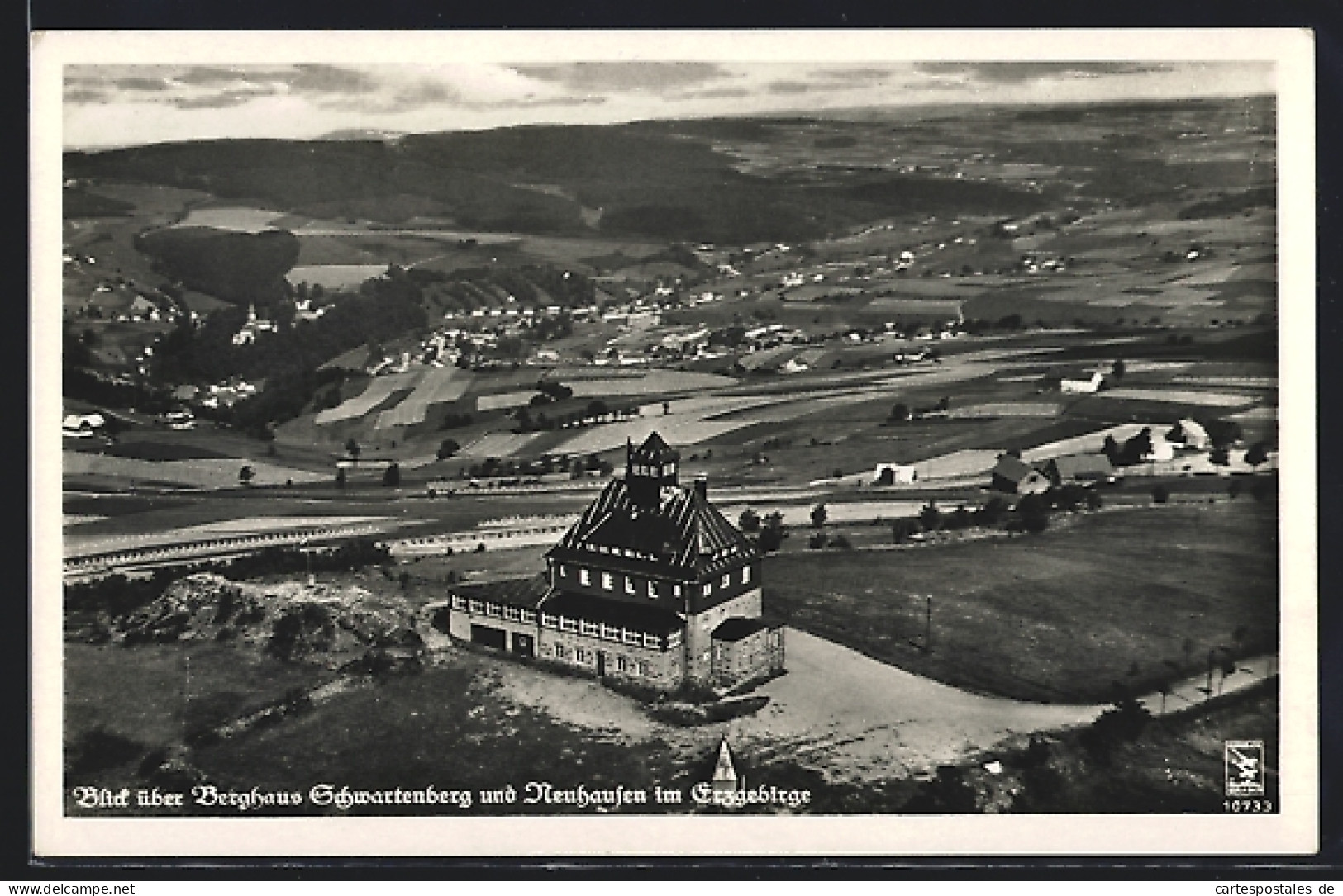 AK Neuhausen Im Erzgebirge, Fliegeraufnahme, Blick über Berghaus Schwartenberg  - Neuhausen (Erzgeb.)